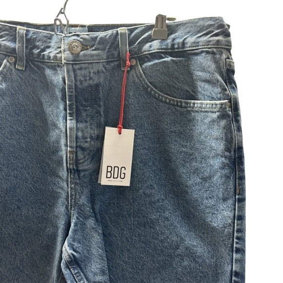 BDG Urban Outfitters Dad Short | Vintage Denim | Size 34W - Picture 2 of 7